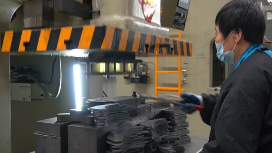 Fabrikpreis Präzisions-Aluminium-Stahlform-Laserschneidservice Verzinkter Schweißprozess Stanzen von Blechteilen